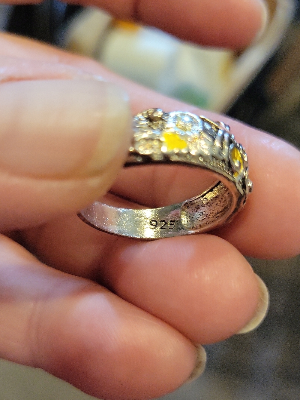 Black Hills Gold Floral "Sunflower" Band Stamped 750 & 925/ Gold AND Silver/Sz.8 - Picture 8 of 8